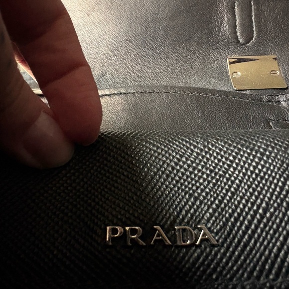 ✨GENUINE✨ PRADA Leather Black Saffiano Small 2015 Satchel - Picture 8 of 9